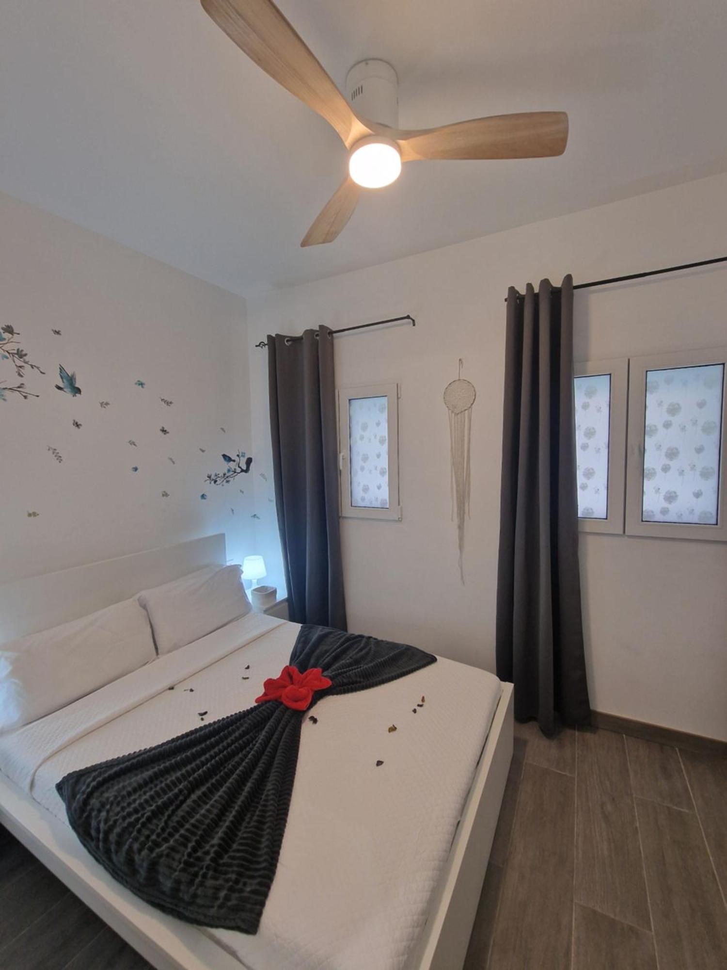 Barcelona, Apartamento De 1 Habitacion لوسبيتاليت دي يوبريغات المظهر الخارجي الصورة