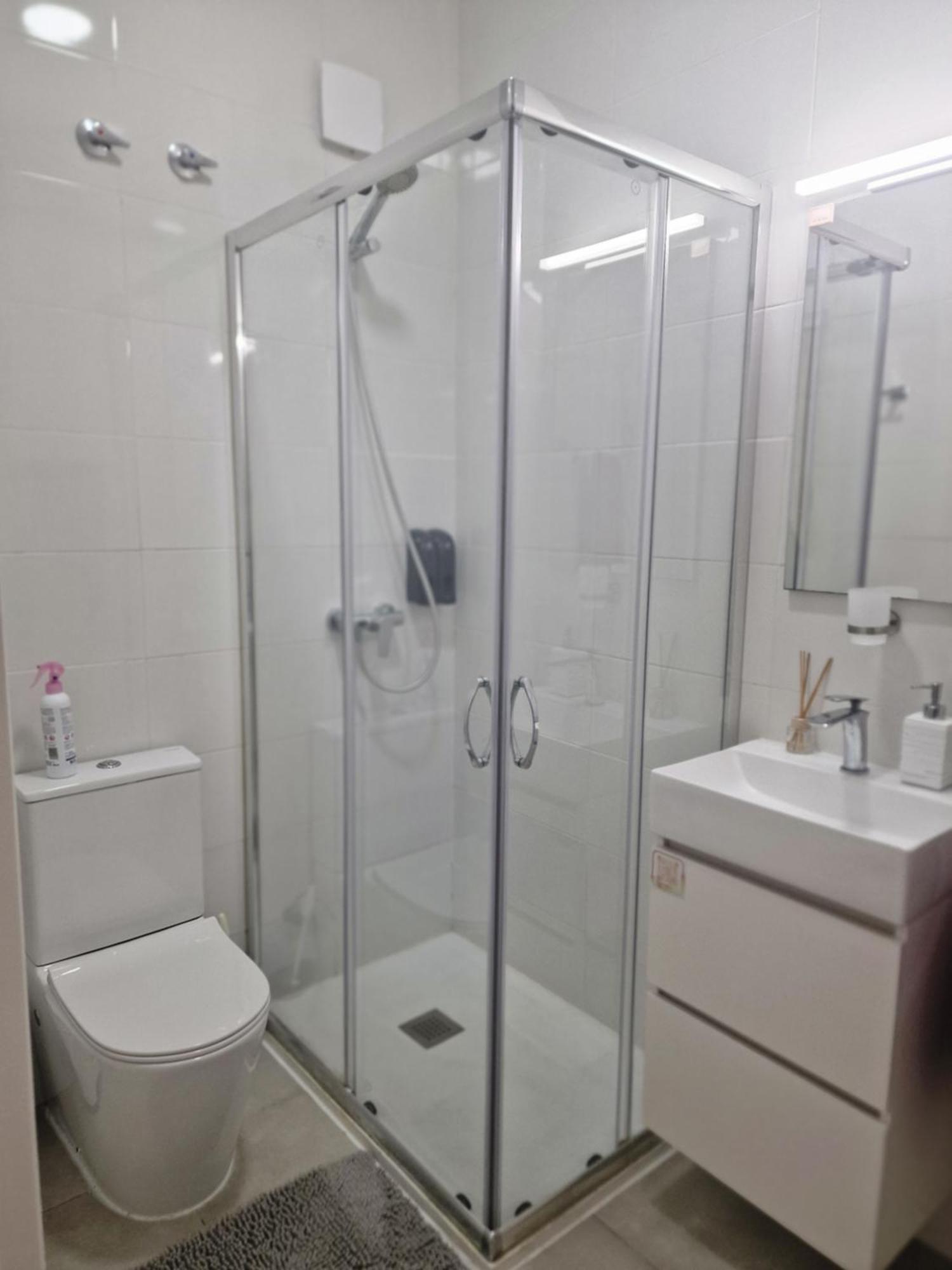 Barcelona, Apartamento De 1 Habitacion لوسبيتاليت دي يوبريغات المظهر الخارجي الصورة