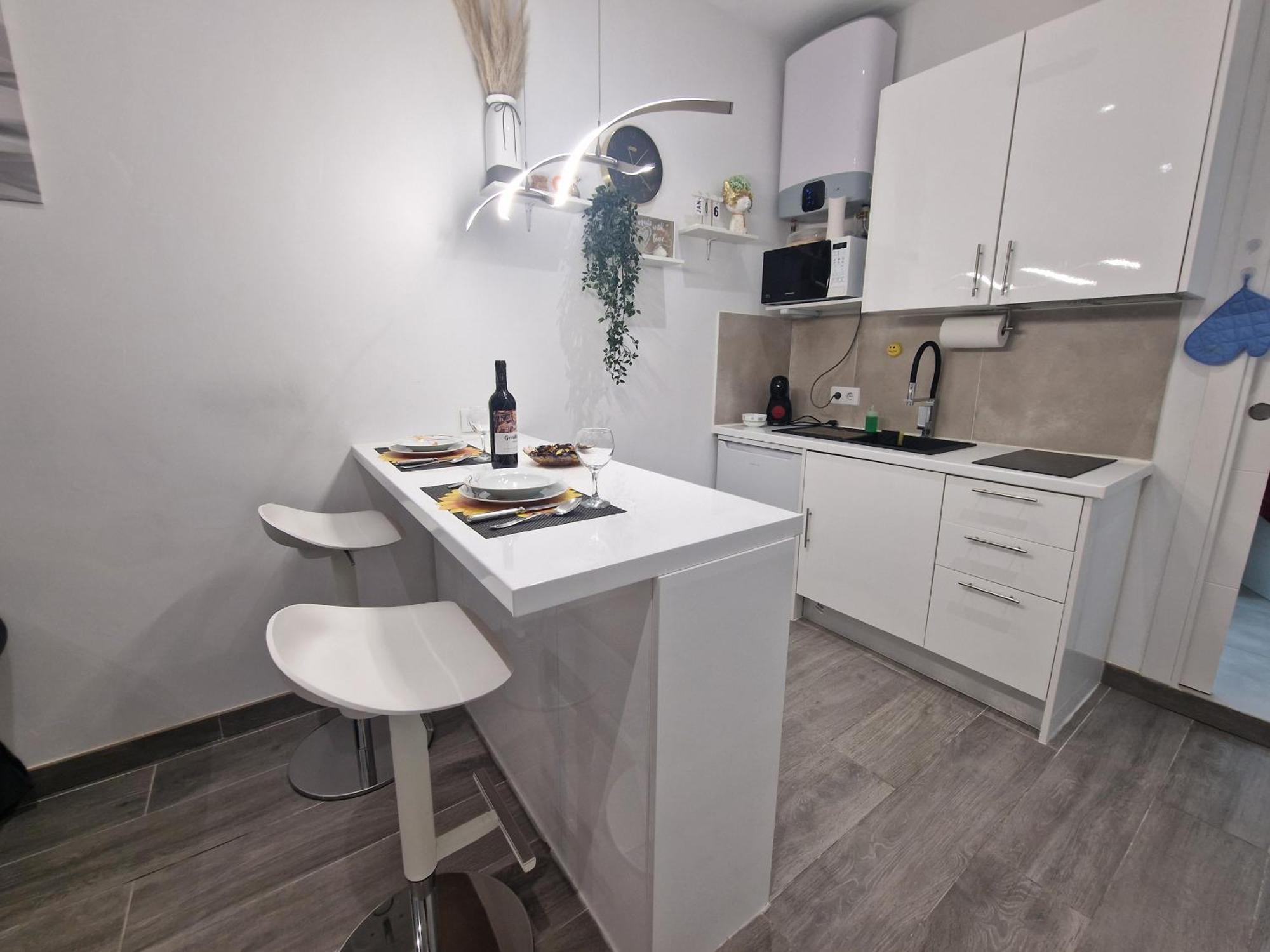 Barcelona, Apartamento De 1 Habitacion لوسبيتاليت دي يوبريغات المظهر الخارجي الصورة
